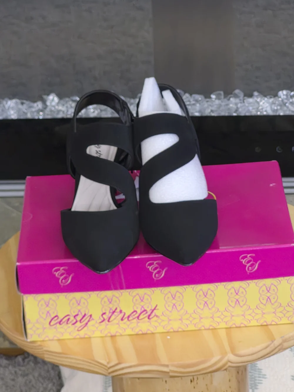 Easy Street Venue Pump in Black